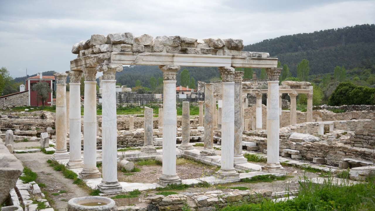 Muğla Stratonikeia Antik Tiyatrosu’nda 7 Bin Kişilik Bölüm Yaz Sezonuna Hazırlanıyor 12